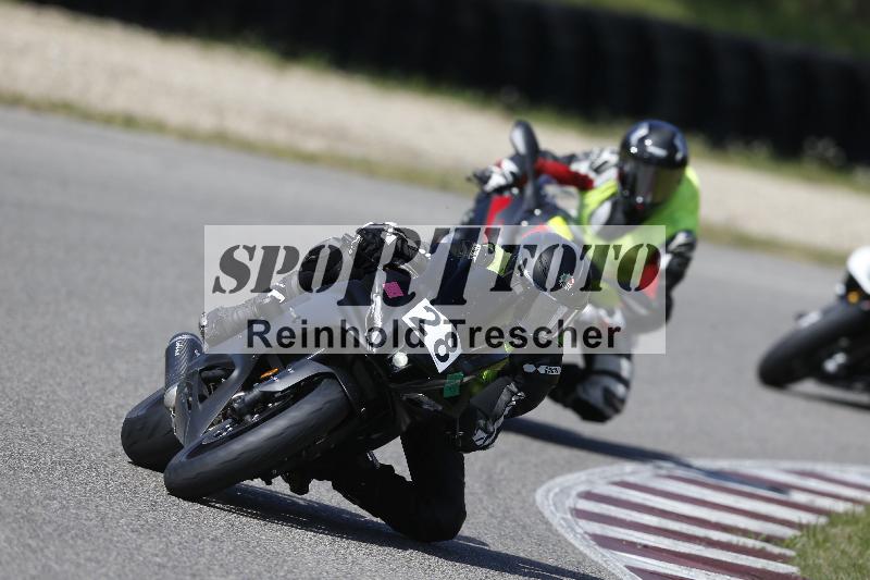 /08 17.04.2026  TZ Motorsport ADR/Gruppe gruen/28